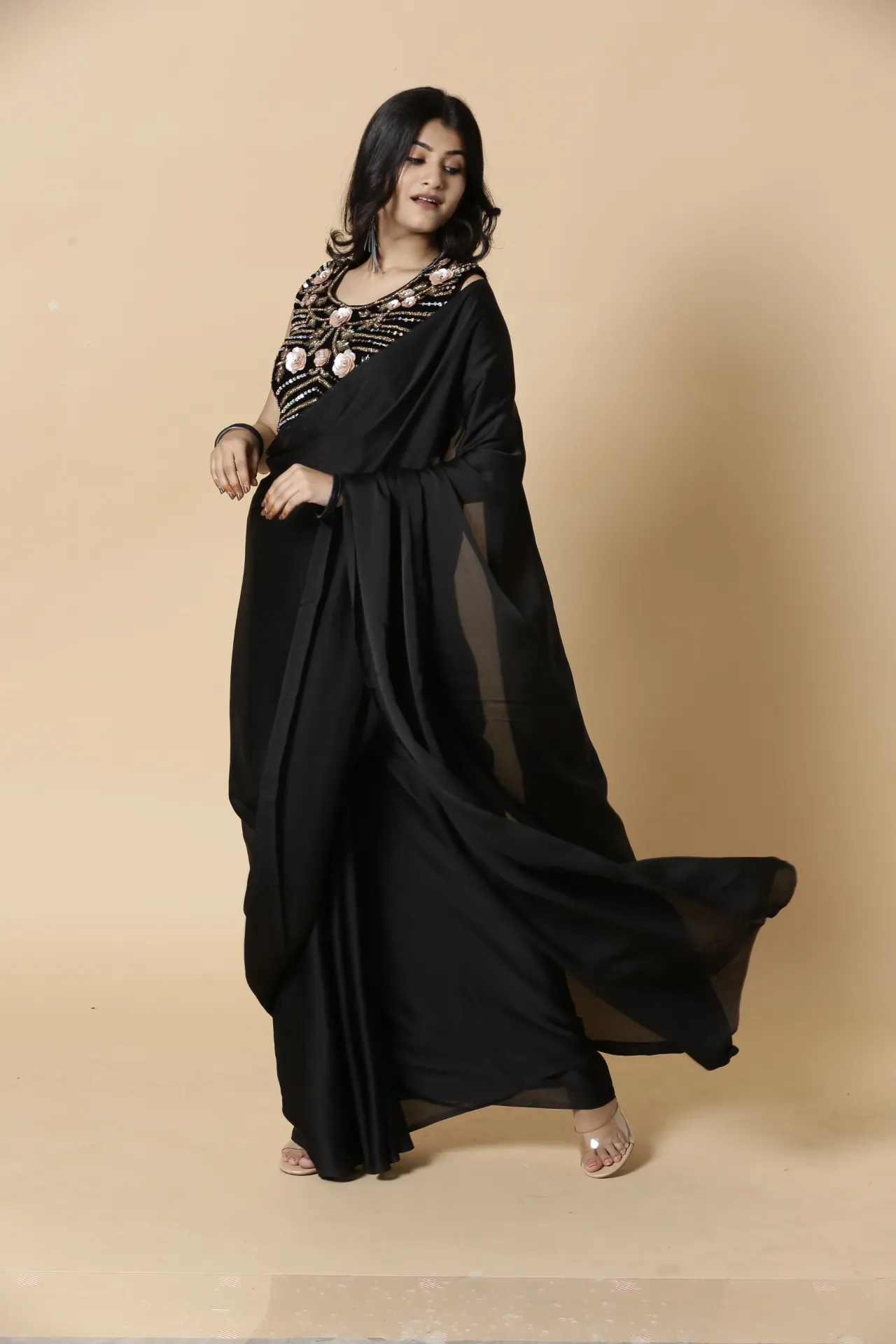 [VC26-AAKRITI-D100-26] Vervee Couture Black Saree with Designer Blouse | Aakriti