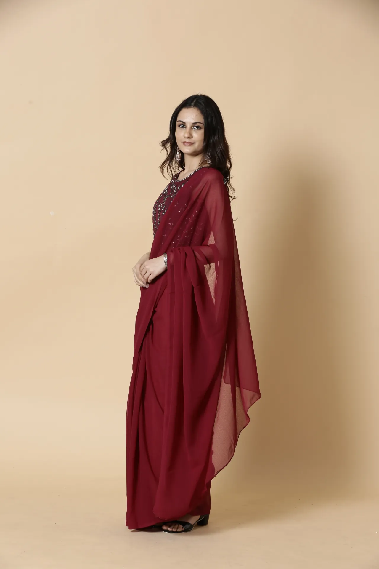 [VC26-AAKRITI-D100-44] Vervee Couture Maroon Saree with Designer Blouse | Aakriti