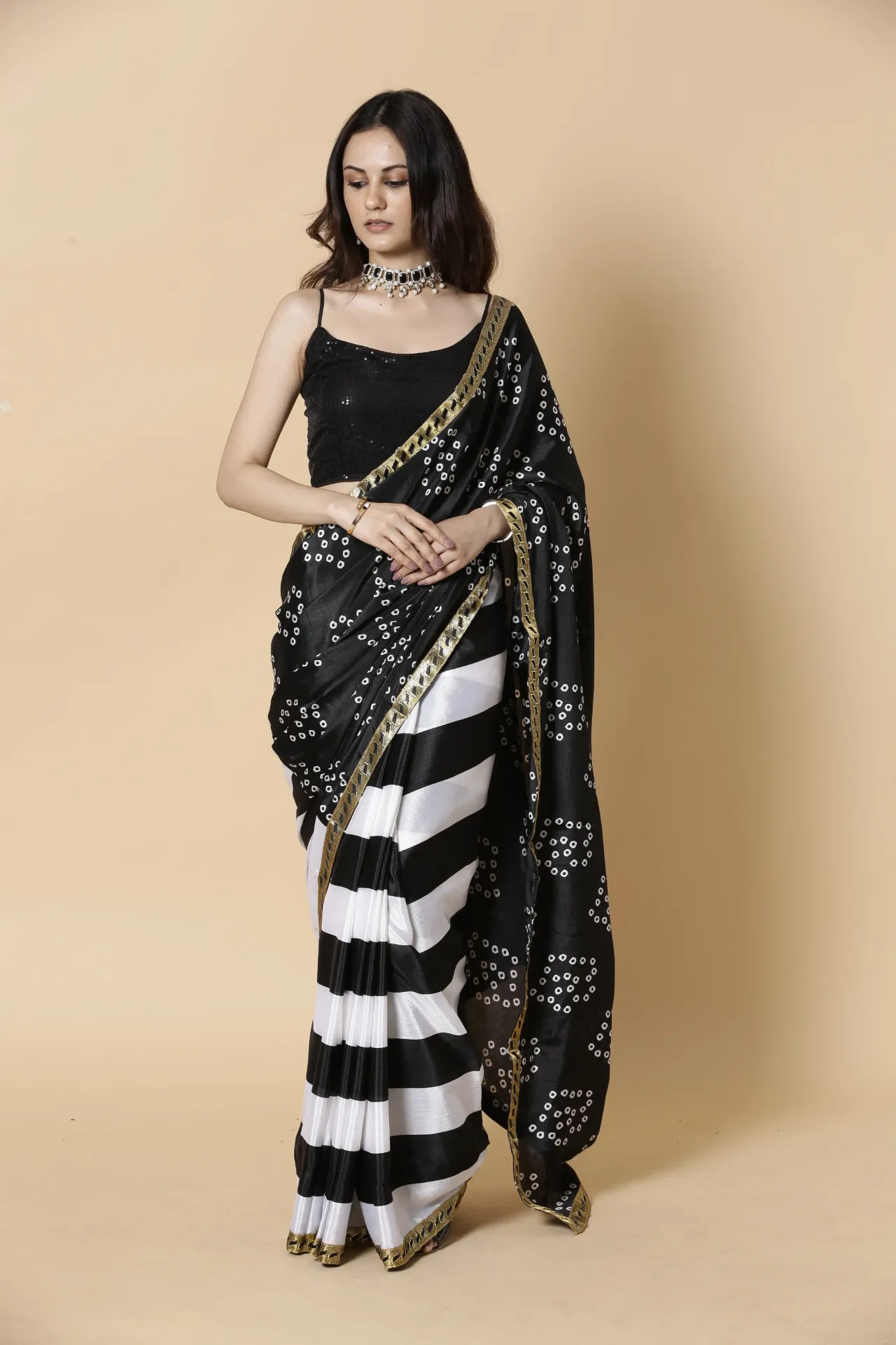 [VC26-AAKRITI-D100-13] Vervee Couture Black And White Saree with Designer Blouse | Aakriti