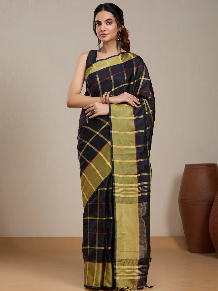 Vervee Couture Black Silk Blend Saree Semi-stitched Blouse