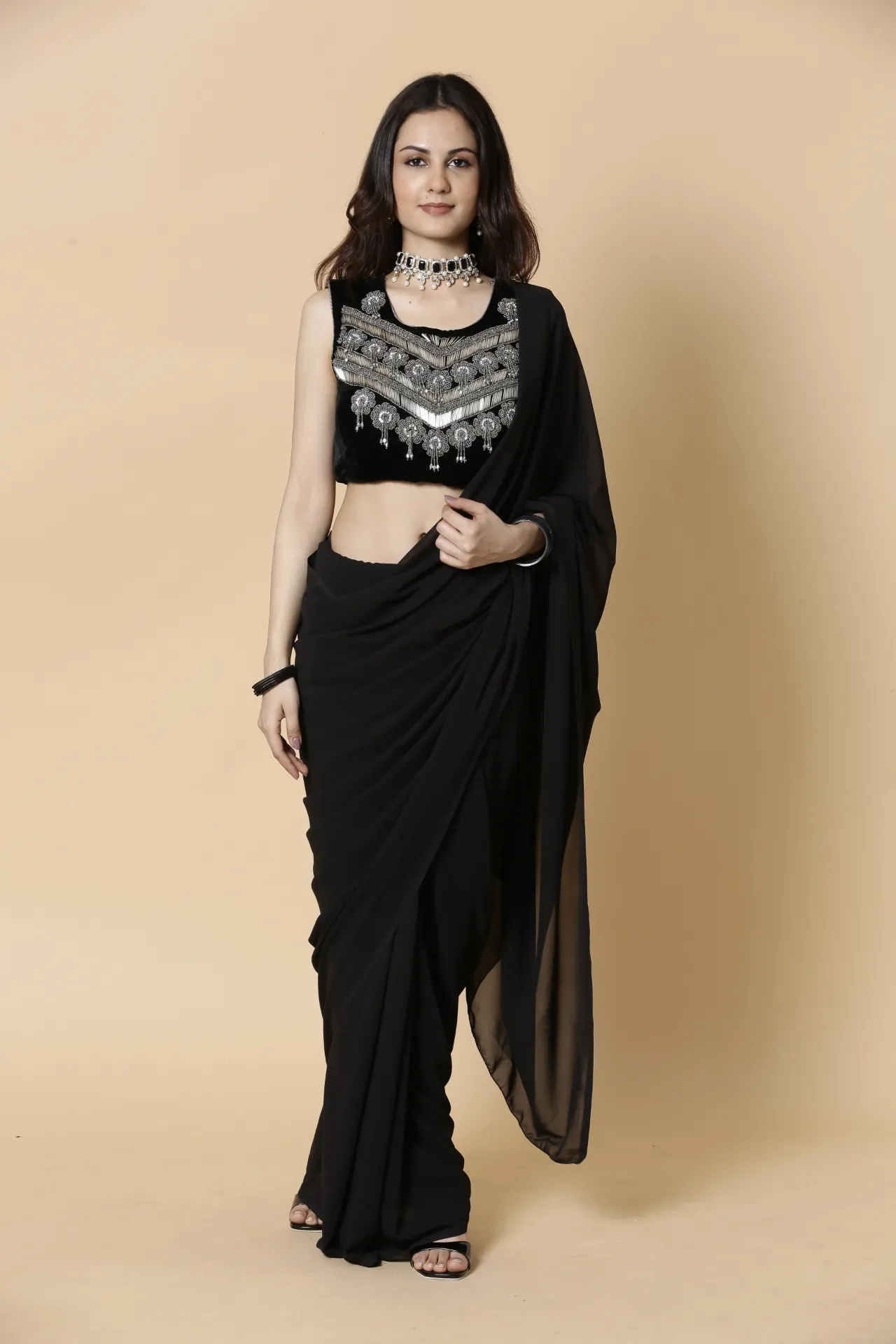 [VC26-AAKRITI-D100-18] Vervee Couture Black Designer Saree | Aakriti