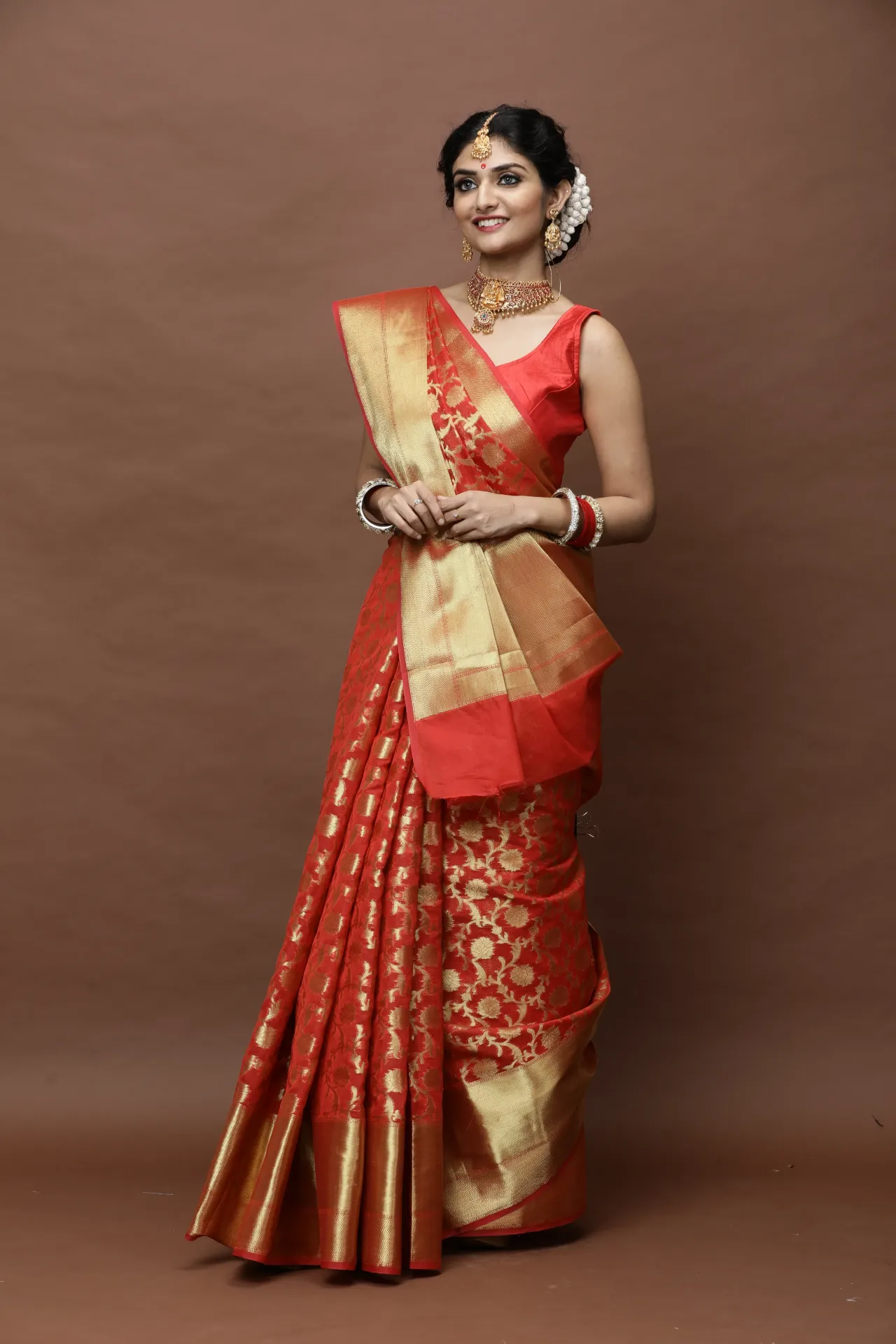 [VC26-DAVYA-D66-12] Vervee Couture Red Banarasi Silk Saree